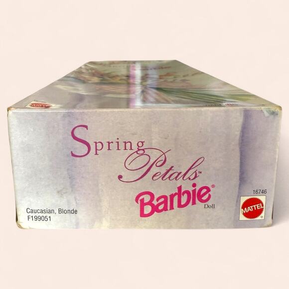 NRFB Barbie Doll Avon Spring Petals 1996 Mattel 16746 Blonde - Picture 5 of 6